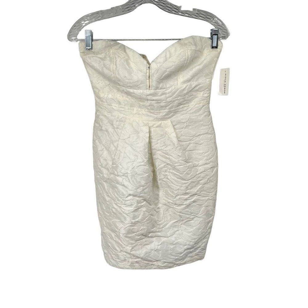 Alexia‎ Admor White Strapless Bachelorette Mini Dress